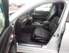 Nissan fuga