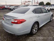Nissan fuga