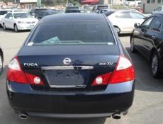 Nissan fuga