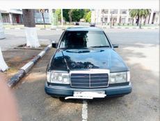 Mercedes-Benz 124