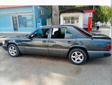 Mercedes-Benz 124