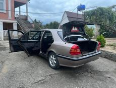 Mercedes-Benz C-Класс