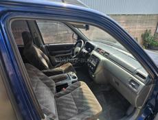Honda FR-V