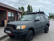 Toyota Sequoia