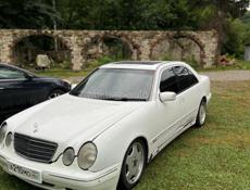 Mercedes-Benz E-Класс