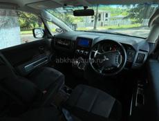 Mitsubishi Diamante
