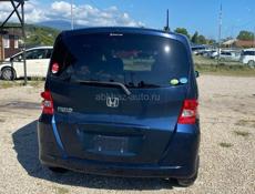 Honda FR-V