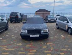Mercedes-Benz S-Класс
