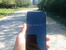 Продам за 15000 чуть-чуть углы покоцаны  а так нормально работает 