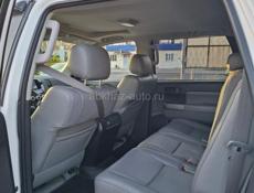 Toyota Sequoia