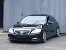 Mercedes-Benz S-Класс