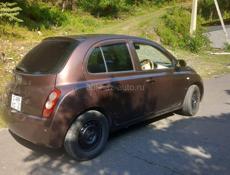 Nissan March