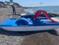 Продам 2 катамарана, по всем вопросам лс 