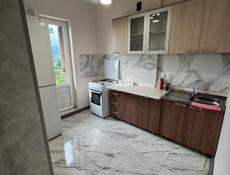 Масив гумиста этаж 9/9 без лифта 