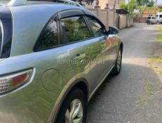 Infiniti FX
