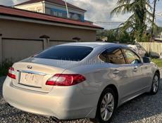 Nissan fuga