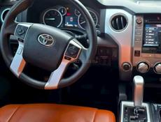 Toyota Tundra