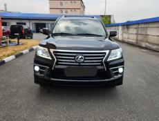 Lexus LX