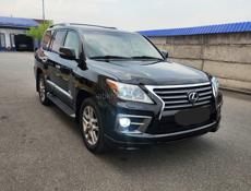 Lexus LX