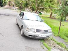 Audi 100