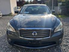 Nissan fuga