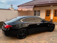 Nissan fuga