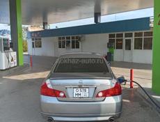 Nissan fuga