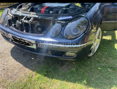 Продам бампер на w211