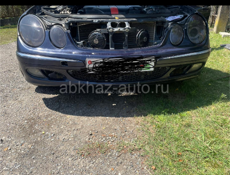 Продам бампер на w211