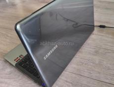 Ноутбук Samsung 