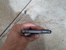 POCO f4 gt ,128 г,Игровой телефон с тригерами в хорошем состоянии 
