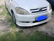 Toyota Ipsum