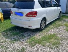 Toyota Ipsum