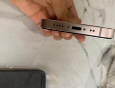 айфон 13 мини, и айфон 11 оба по 15 тысяч