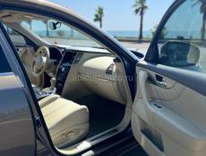 Infiniti FX
