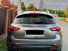 Infiniti FX