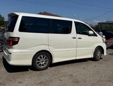 Тойота Альфард 3.0 4WD.