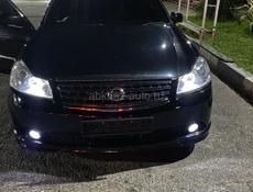 Nissan fuga