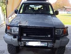 Mitsubishi Montero