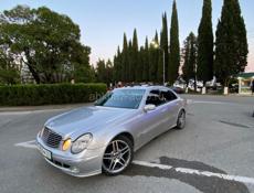 Mercedes-Benz E-Класс