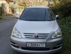 Toyota Ipsum