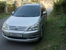 Toyota Ipsum