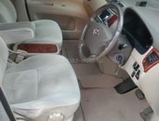 Toyota Ipsum