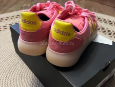 Кроссовки Adidas