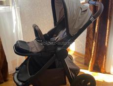 Продается универсальная коляска 3 в 1 Happy Baby mommer pro (коляска оснащена люлькой,прогулочным блоком и автокреслом) В использовании была 10 месяцев.