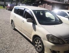 Toyota Ipsum