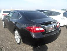 Nissan fuga