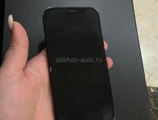 Продам айфон 12