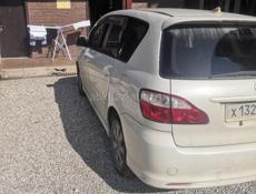 Toyota Ipsum
