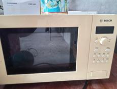 Продам. Все новое в упаковке. Кофемашину. Мясорубка. Микроволновка бу только. Каждая 2000рбез торга